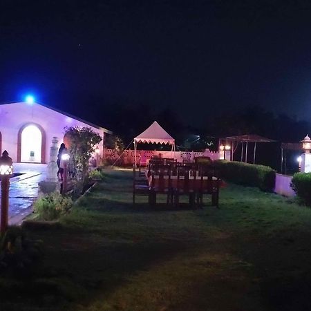Swaraj Resorts בהאראטפור מראה חיצוני תמונה