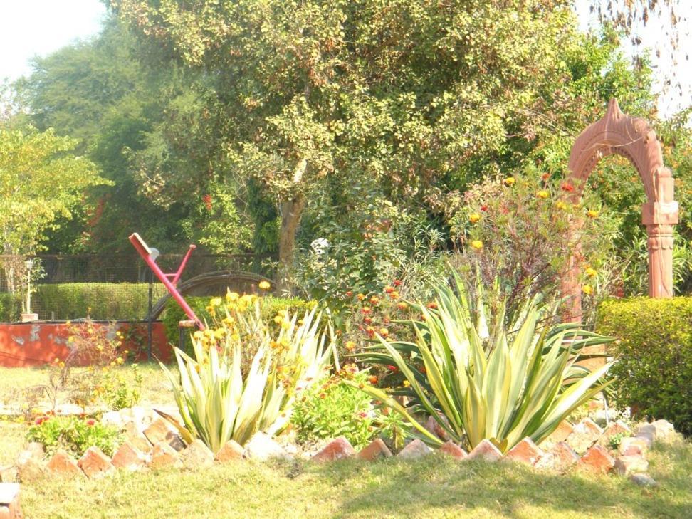 Swaraj Resorts בהאראטפור מראה חיצוני תמונה