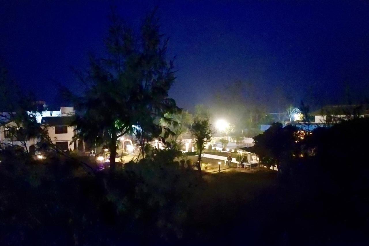 Swaraj Resorts בהאראטפור מראה חיצוני תמונה