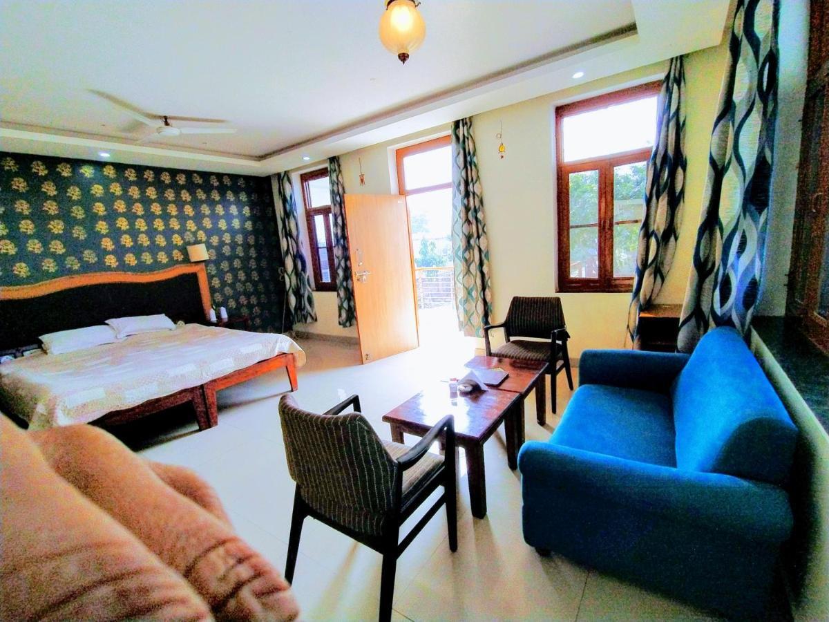 Swaraj Resorts בהאראטפור מראה חיצוני תמונה
